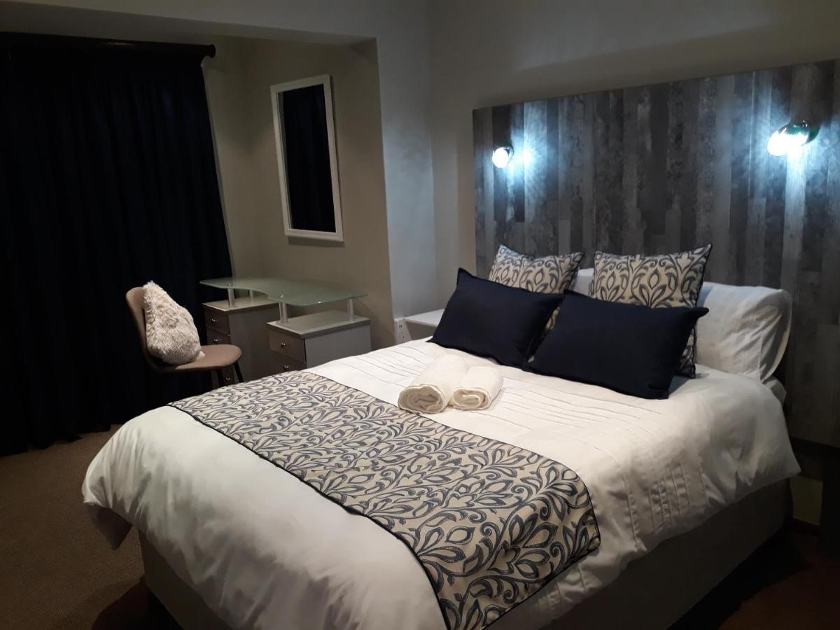 Fancy Pansy Apartman Germiston Kültér fotó