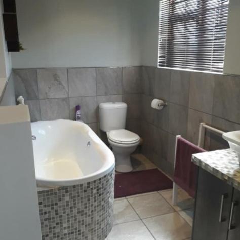 Fancy Pansy Apartman Germiston Kültér fotó